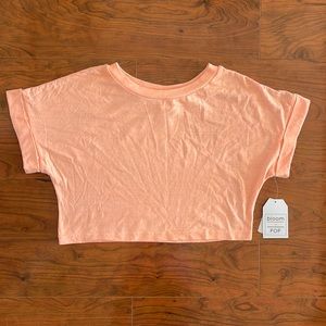 NWT Bloom + Pop Pink Salmon Color Short Sleeve Crop Tee Shirt Top